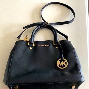 Micheal kors Cross bag